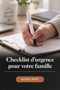 Image d'une famille en discussion autour d'une checklist d'urgence, illustrant la préparation familiale.